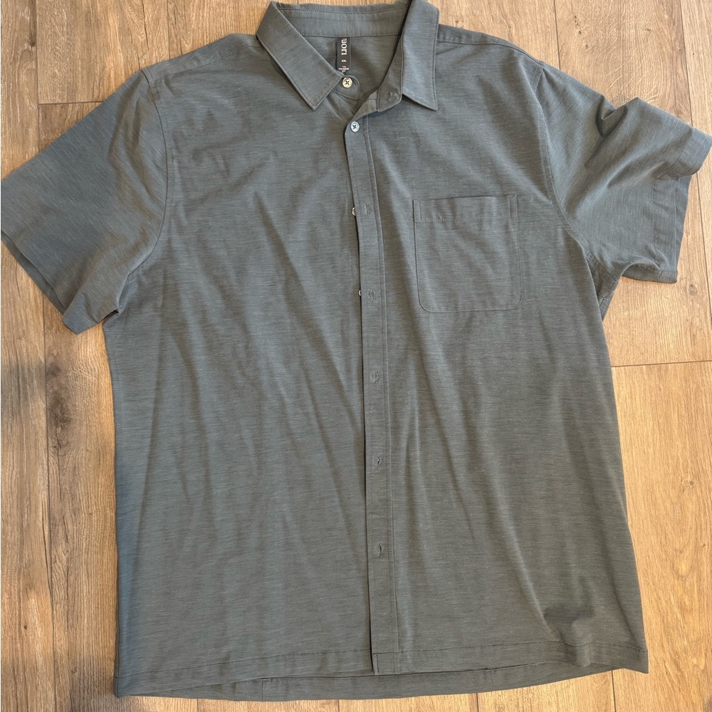 Men's Vuori Gray Short Sleeve Shirt